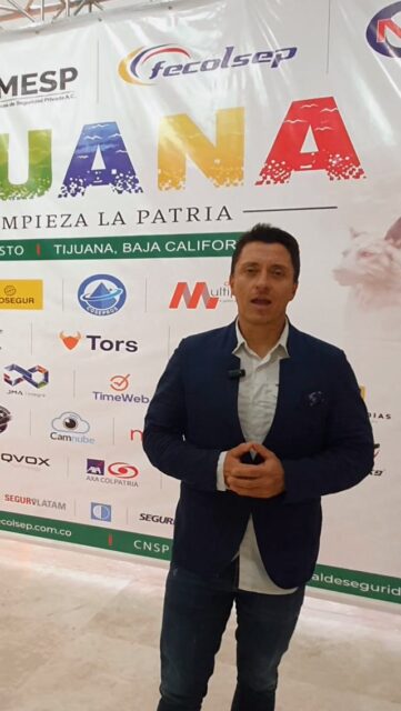 Home En el marco del Segundo Congreso de Seguridad de las Américas, recibimos el saludo de Julián Espinosa, concejal de Bogotá, quien destaca la importancia de seguir fortaleciendo la seguridad, la cooperación y el trabajo conjunto en nuestra región.
Un mensaje que se suma a este gran encuentro de líderes y expertos comprometidos con la seguridad de las Américas. 🇨🇴🌎
#CongresoDeSeguridad #SeguridadDeLasAméricas #JuliánEspinosa #Bogotá #Seguridad